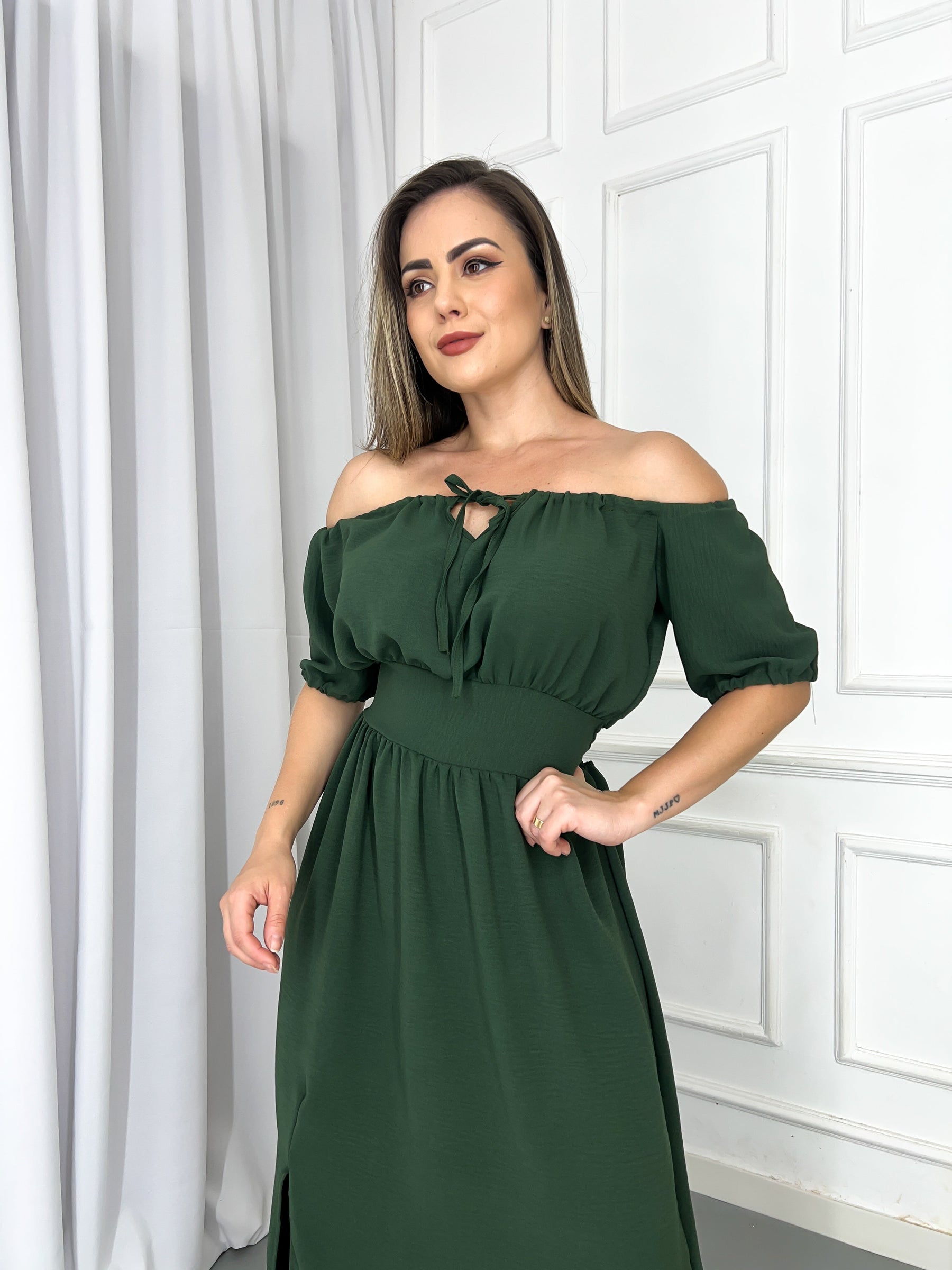 Vestido Midi Luana Oliveira - Tecido: Viscolinho