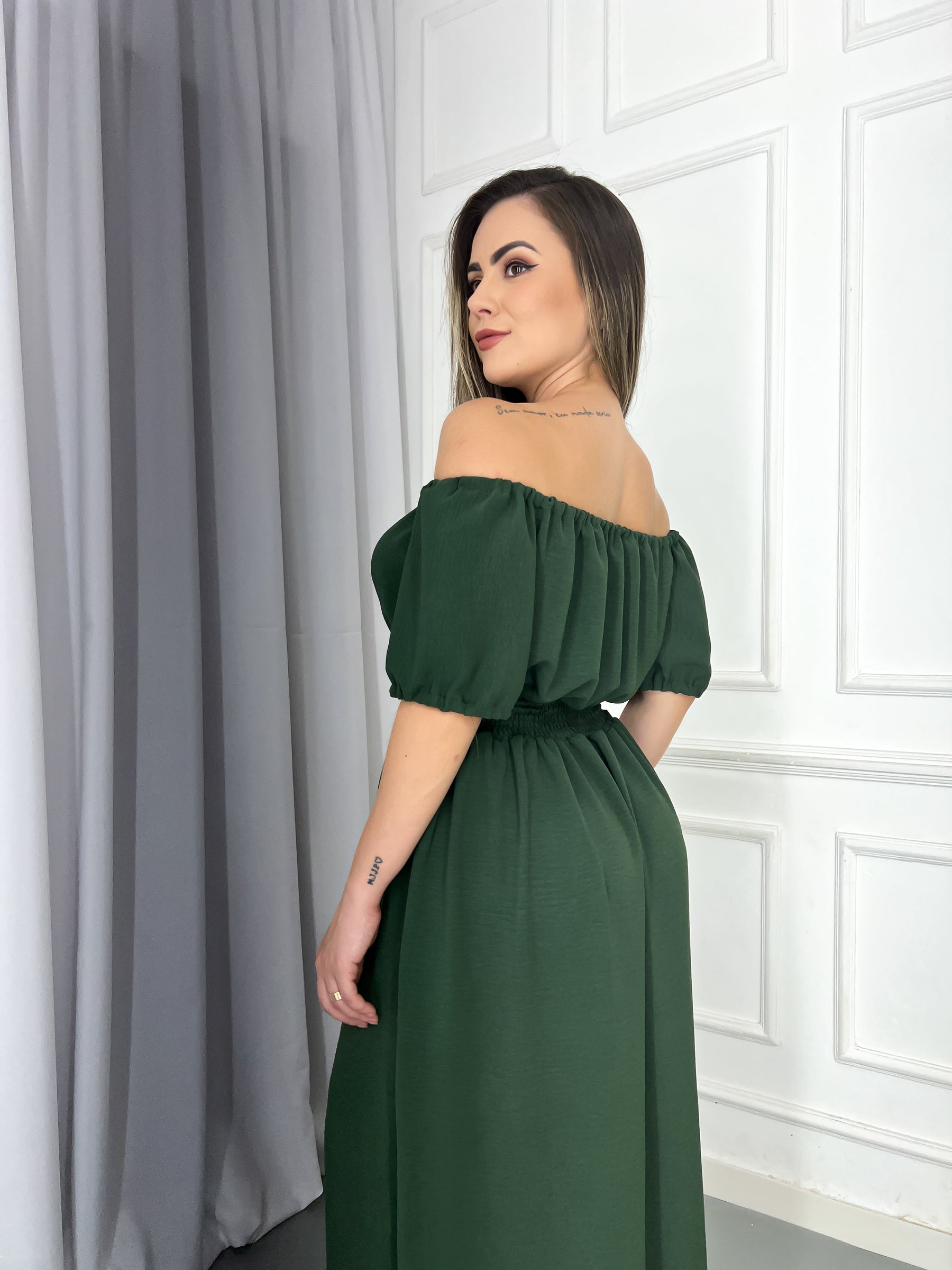 Vestido Midi Luana Oliveira - Tecido: Viscolinho