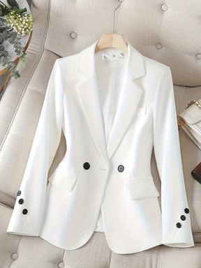 Blazer Feminino Jady Alfaiataria Com Gola Entalhada E Botões Frontais Elegante